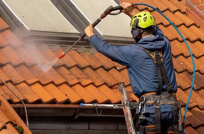 Démoussage et hydrofuge de toiture à Boudou